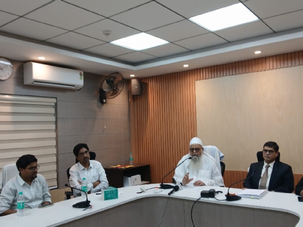 রাজ্য ওয়াকফ বোর্ডের দফতরে সাংবাদিক সম্মেলন