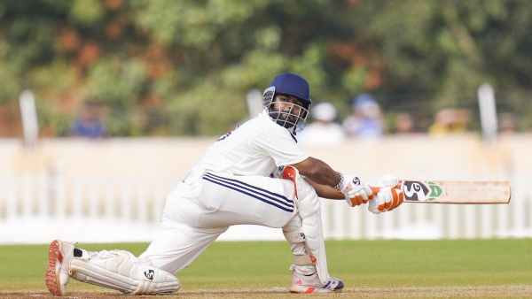 দক্ষিণ আফ্রিকা টেস্ট সিরিজের জন্য ভারতীয় দল ঘোষণা: সহ-অধিনায়ক হিসেবে ঋষভ পন্থ ফিরেছেন দক্ষিণ আফ্রিকা টেস্ট সিরিজের জন্য ভারতীয় দল ঘোষণা: সহ-অধিনায়ক হিসেবে ঋষভ পন্থ ফিরেছেন