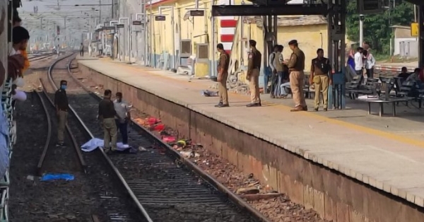 মির্জাপুরে রেললাইন অ্যক্সিডেন্ট