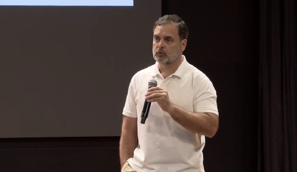 হরিয়ানা ভোটে ভুয়ো ভোটের অভিযোগ, বিহারে পুনরাবৃত্তি হতে পারে বলে কটাক্ষ রাহুল গান্ধীর হরিয়ানা ভোটে ভুয়ো ভোটের অভিযোগ, বিহারে পুনরাবৃত্তি হতে পারে বলে কটাক্ষ রাহুল গান্ধীর