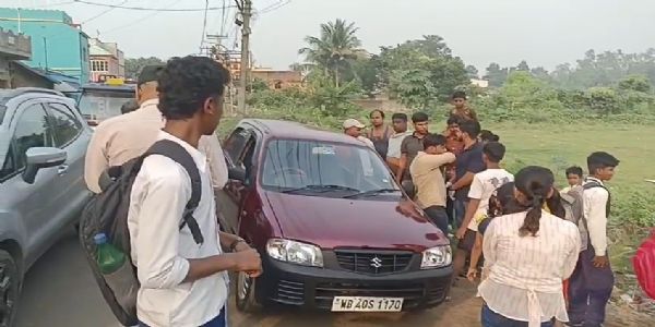 জামুরিয়ায় পথ কুকুরের উপর অ্যাসিড হামলা, চাঞ্চল্য এলাকায়