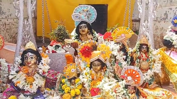 রাস যাত্রা মালদা