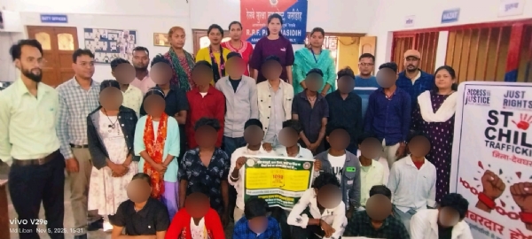 নানহে ফারিস্তে নানহে ফারিস্তে