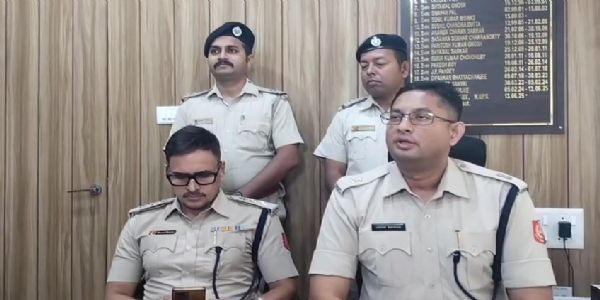 বিলাসবহুল জীবনের নেশায় চুরির পথ, চুঁচুড়া থেকে গ্রেফতার দুই অভিযুক্ত