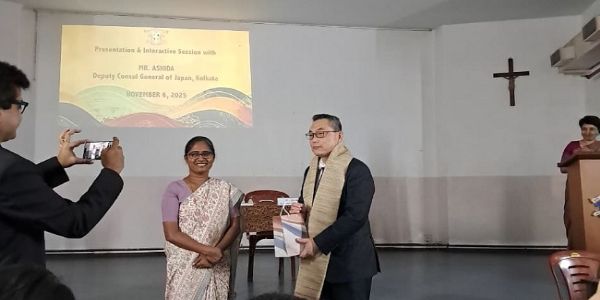 লরেটো কলেজে পড়ুয়াদের কাছে ‘মনোজুকুরি’-র দর্শন উপস্থাপন জাপানের ডেপুটি কনসাল জেনারেলের