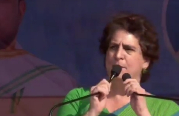 নির্বাচনী প্রচারে প্রিয়াঙ্কা