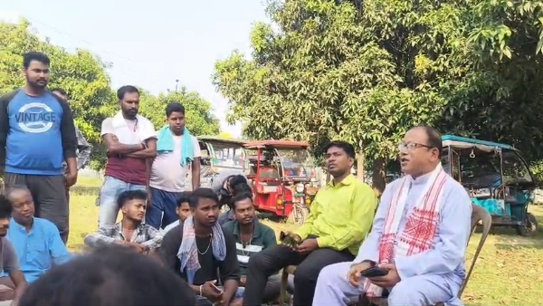 ময়দানে কামতাপুর পার্টি ময়দানে কামতাপুর পার্টি