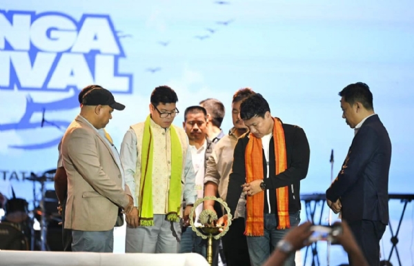 জাটিঙ্গা উৎসবের উদ্বোধন করছেন এনসিএইচএসি-র সিইএম দেবোলাল গার্লোসা জাটিঙ্গা উৎসবের উদ্বোধন করছেন এনসিএইচএসি-র সিইএম দেবোলাল গার্লোসা