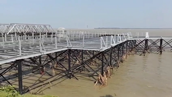 জল প্রকল্প ঘিরে বিক্ষোভ জল প্রকল্প ঘিরে বিক্ষোভ