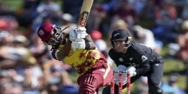 রেকর্ড গড়েও নিউ জিল্যান্ডের কাছে হেরে গেল উইন্ডিজ