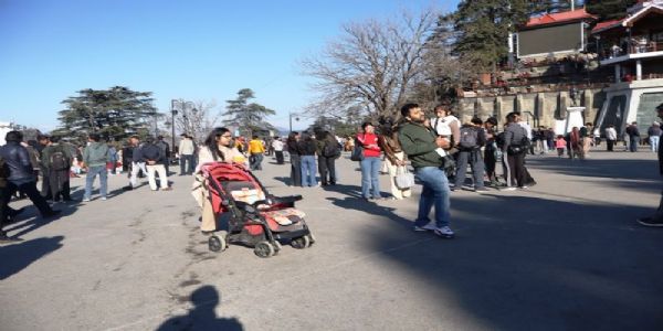 শীতে কাঁপছে হিমাচল, ১৪ ডিসেম্বর তুষারপাতের পূর্বাভাস