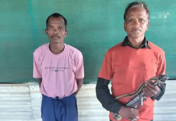 মধ্যপ্রদেশে সন্ত্রাসের অধ্যায় শেষ,বালাঘাটে ৩০ বছরের নকশালীর আত্মসমর্পণ