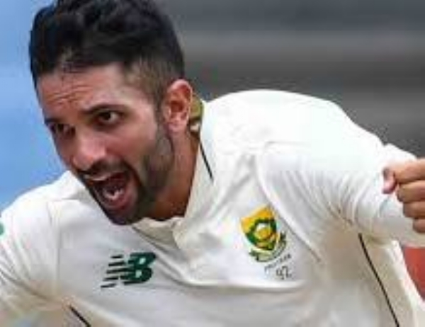 নতুন দল প্রিটোরিয়া ক্যাপিটালসের দায়িত্ব পেলেন মহারাজ নতুন দল প্রিটোরিয়া ক্যাপিটালসের দায়িত্ব পেলেন মহারাজ