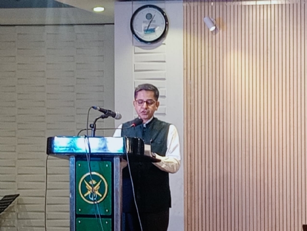 বক্তব্য পেশ করছেন বাংলাদেশে নিযুক্ত ভারতের রাষ্ট্রদূত প্রণয় ভার্মা বক্তব্য পেশ করছেন বাংলাদেশে নিযুক্ত ভারতের রাষ্ট্রদূত প্রণয় ভার্মা