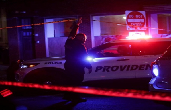 আমেরিকার ব্রাউন বিশ্ববিদ্যালয়ে বন্দুকবাজের হামলা, মৃত দুই আমেরিকার ব্রাউন বিশ্ববিদ্যালয়ে বন্দুকবাজের হামলা, মৃত দুই