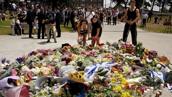 সিডনিতে ইহুদিদের উপর হামলার পর অস্ট্রেলিয়া ও ইংল্যান্ড ক্রিকেট বোর্ডের শোক