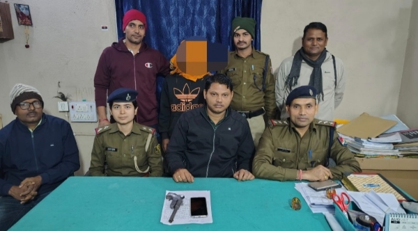 বিহারের জামালপুরে পুলিশের তৎপরতায় গ্রেফতার এক দুষ্কৃতী বিহারের জামালপুরে পুলিশের তৎপরতায় গ্রেফতার এক দুষ্কৃতী