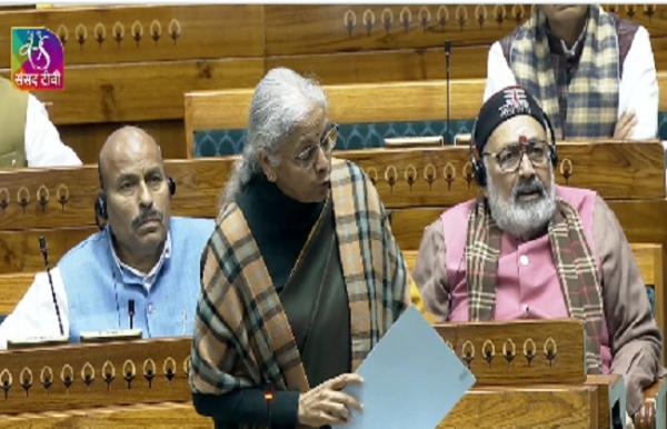 অর্থমন্ত্রী মন্ত্রী নির্মলা সীতারামন অর্থমন্ত্রী মন্ত্রী নির্মলা সীতারামন