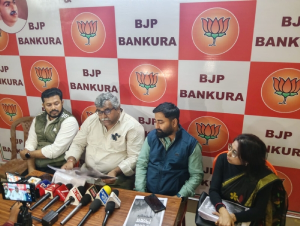 অবৈধ উপায়ে অর্থ রোজগার যদি উন্নয়ন হয় তাহলে এরাজ্যে উন্নয়নের জোয়ার এসেছে : জিতেন্দ্র তেওয়ারি