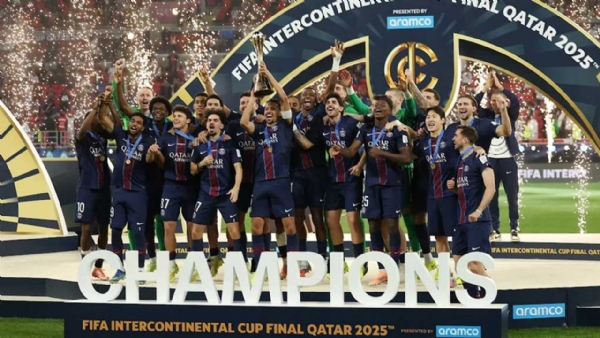 ফ্ল্যামেঙ্গোকে হারিয়ে ইন্টারকন্টিনেন্টাল কাপ জিতল পিএসজি,তারা উঁচিয়ে ধরল বছরের পঞ্চম ট্রফি ফ্ল্যামেঙ্গোকে হারিয়ে ইন্টারকন্টিনেন্টাল কাপ জিতল পিএসজি,তারা উঁচিয়ে ধরল বছরের পঞ্চম ট্রফি