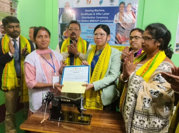 মন্ত্রী সান্ত্বনা চাকমা