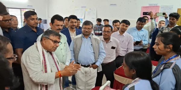 সাব্রুমে কৃষি ও শিক্ষাক্ষেত্রে সরকারের একাধিক উদ্যোগের সূচনা করলেন মন্ত্রী রতনলাল