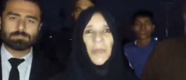 দীর্ঘ জল্পনার অবসান! ভালো আছেন ইমরান খান, জেলে গিয়ে দেখা করলেন বোন