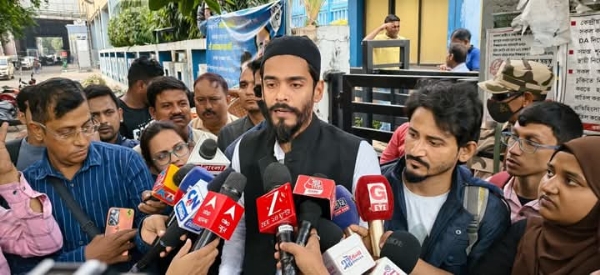 বিকাশভবনে মন্ত্রী শশী পাঁজার মুখোমুখি বিধায়ক