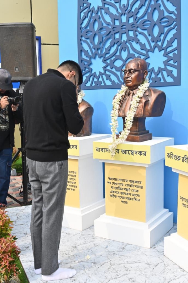 সেবাশ্রয় ক্যাম্প পরিদর্শনে সাংসদ অভিষেক