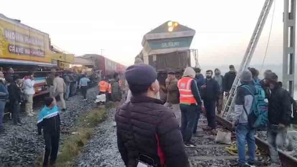 দুৰ্ঘটনাগ্ৰস্ত রাজধানী এক্সপ্রেস