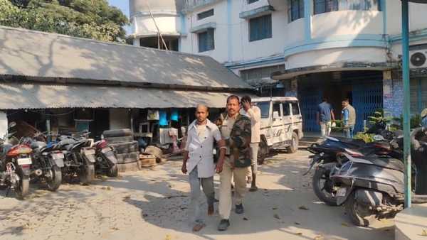 গ্রেফতার