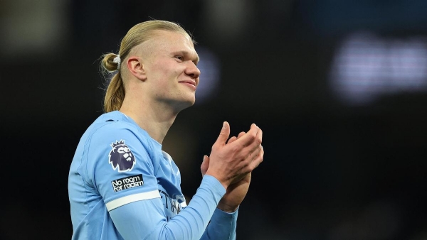 ওয়েস্ট হ্যামের বিপক্ষে জোড়া গোল করে প্রিমিয়ার লিগে রোনাল্ডোর  গোলসংখ্যা ছাড়িয়ে গেলেন হালান্ড