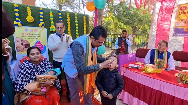 পোলিও টিকাকরণ সাব্রুমে