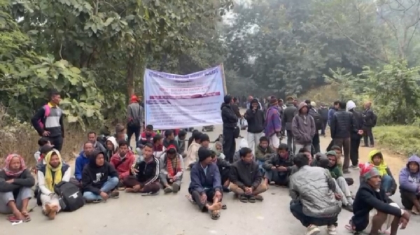 সড়ক অবরোধ