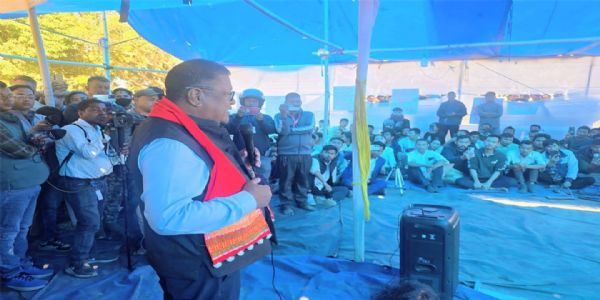 মন্ত্রীর আশ্বাস, প্রত্যাহার কারবি আন্দোলনকারীদের অনির্দিষ্টকালের অনশন