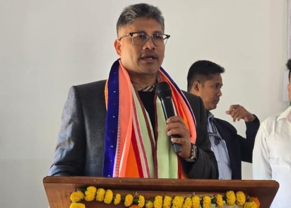 মন্ত্রী পীযূষ হাজরিকা