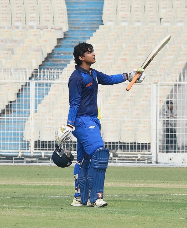 বৈভব সূর্যবংশী একজন ভারতীয় হিসেবে দ্বিতীয় দ্রুততম লিস্ট এ সেঞ্চুরি করেছেন