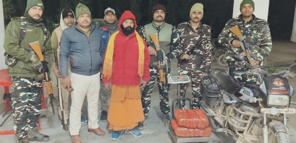 সাধু সেজে মাদক পাচার, আট কেজি গাঁজা সহ গ্রেফতার এক