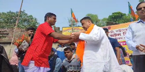 বাংলাদেশ ইস্যুতে বিস্ফোরক মন্তব্য শুভেন্দুর, নন্দীগ্রামে বাজপেয়ি জন্মদিনে রাজনৈতিক আক্রমণ তীব্র