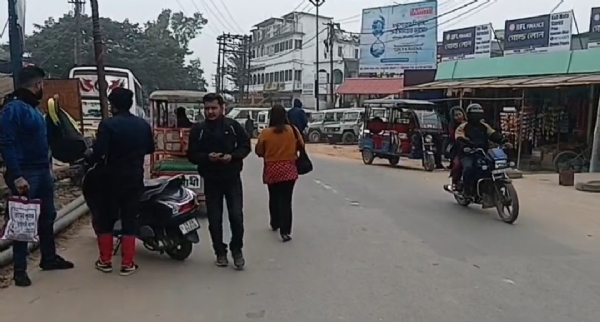 যাত্রী সাধারণ অসন্তুষ্ট যাত্রী সাধারণ অসন্তুষ্ট