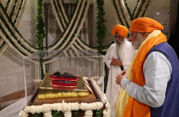 শ্রী গুরু গোবিন্দ সিংয়ের প্রকাশ উৎসবে শ্রদ্ধাঞ্জলি প্রধানমন্ত্রীর