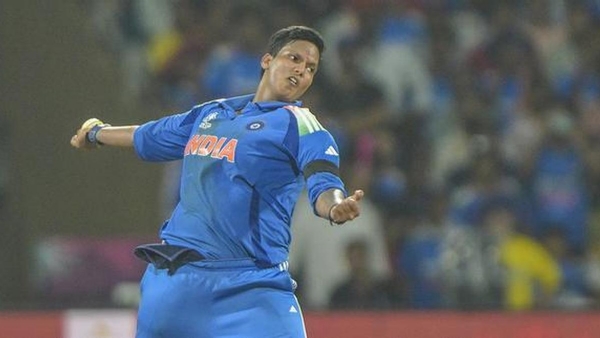 দীপ্তি শর্মা টি-২০তে যৌথভাবে সর্বোচ্চ উইকেট শিকারী হলেন