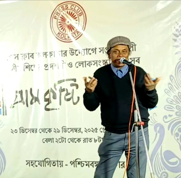 মূকাভিনয় নিয়ে প্রেস ক্লাবে আলোচনায় কমল নস্কর