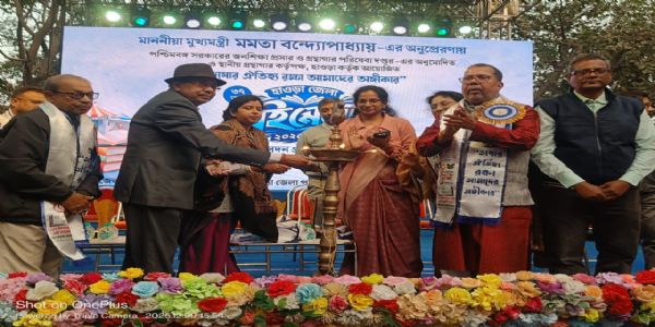 ৩৭ তম হাওড়া জেলা বইমেলার সূচনায় মন্ত্রী অরূপ ভট্টাচার্য