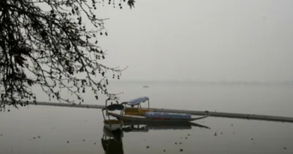 শীতে জবুথবু কাশ্মীর, শ্রীনগরের তাপমাত্রা হিমাঙ্কের নীচেই