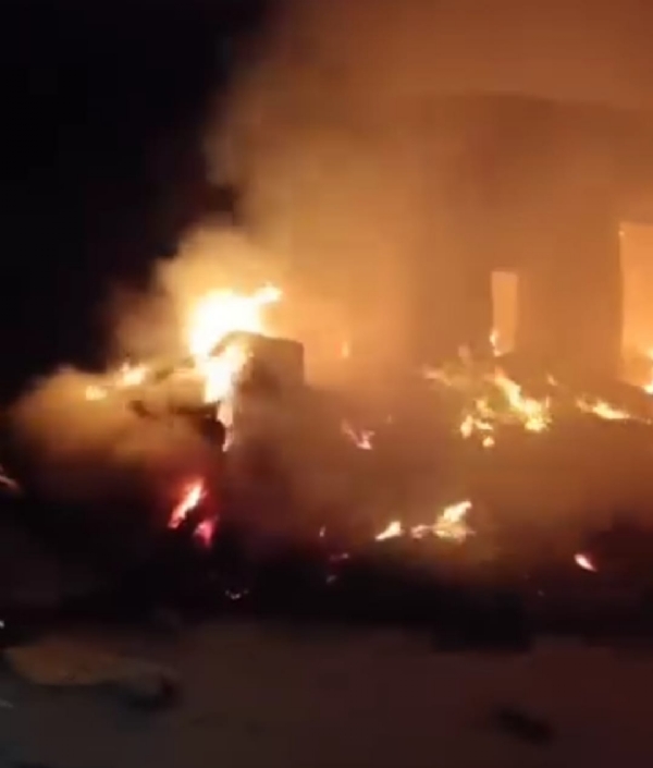 বাসন্তী থানা এলাকায় ভয়াবহ অগ্নিকাণ্ডের ঘটনা