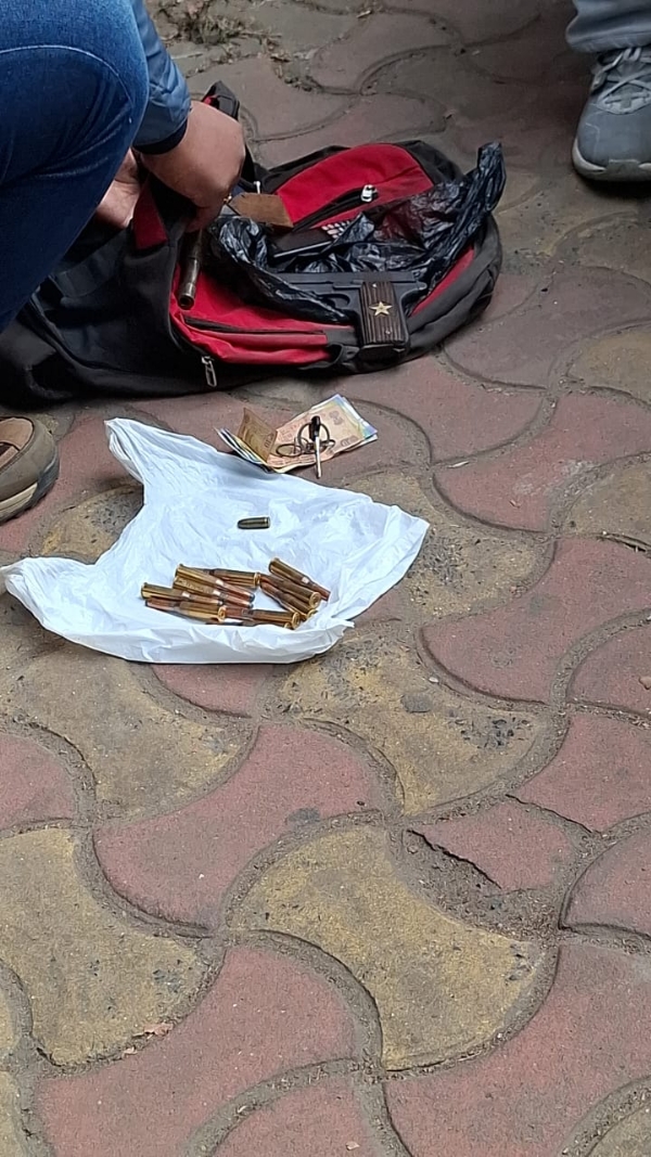 অস্ত্র উদ্ধার অস্ত্র উদ্ধার