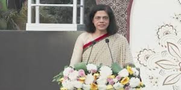 রাজ্যের প্রথম মহিলা মুখ্যসচিব হচ্ছেন নন্দিনী চক্রবর্তী