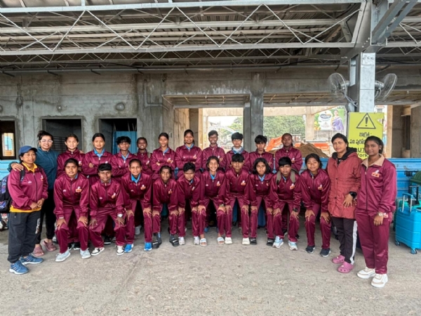 বাংলার মেয়েরা দিল্লিকে ৪-২ গোলে হারিয়ে ফাইনালে বাংলার মেয়েরা দিল্লিকে ৪-২ গোলে হারিয়ে ফাইনালে