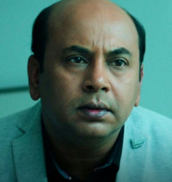 দুর্ঘটনার সম্মুখীন অভিনেতা অনির্বাণ চক্রবর্তী, ক্ষতিগ্রস্ত গাড়ি দুর্ঘটনার সম্মুখীন অভিনেতা অনির্বাণ চক্রবর্তী, ক্ষতিগ্রস্ত গাড়ি